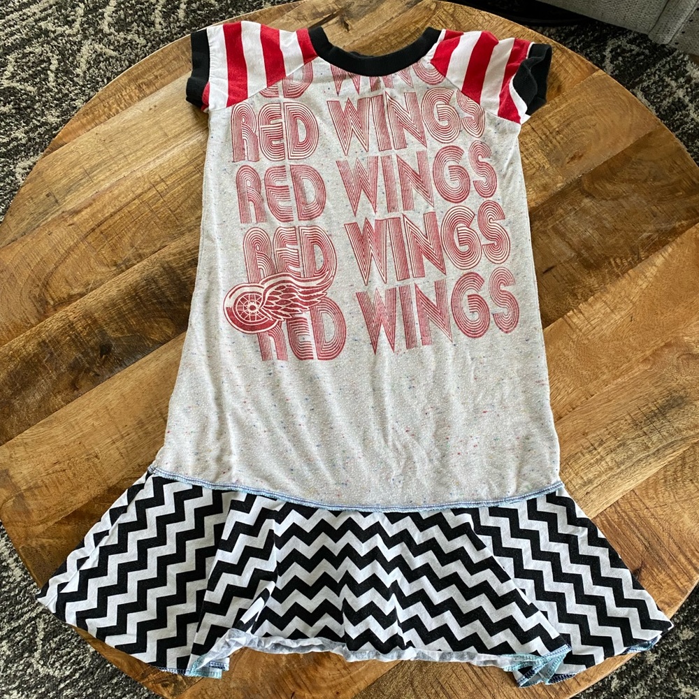 Red Wings dress